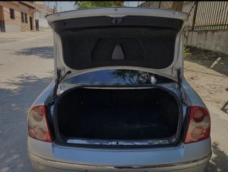 Volkswagen Passat 2003