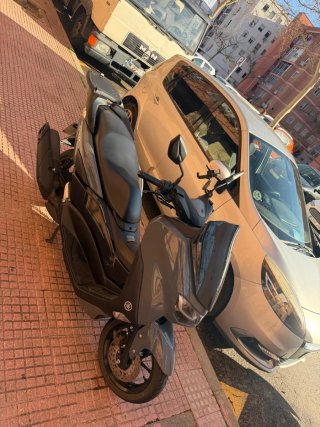 Yamaha NMAX 125 2024 - 22.000 km