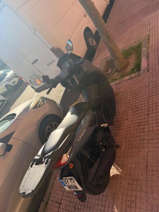 Yamaha NMAX 125 2024 - 22.000 km