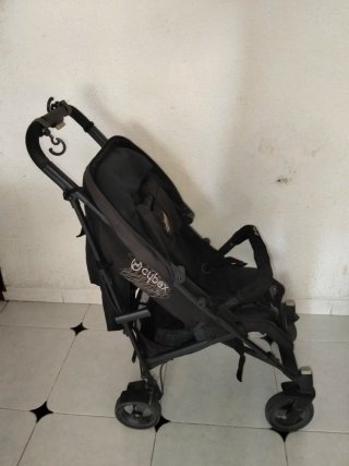 Carro Cybex con funda de plástico gratis