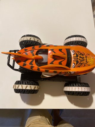 Coche Monster Truck Hot Wheels Naranja
