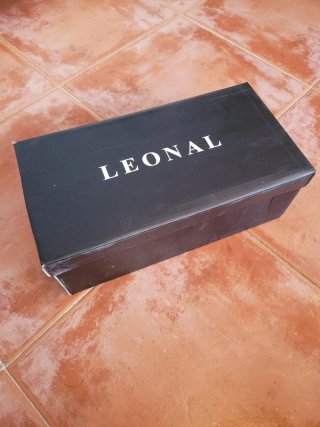 Mocasines LEONAL negros elegantes