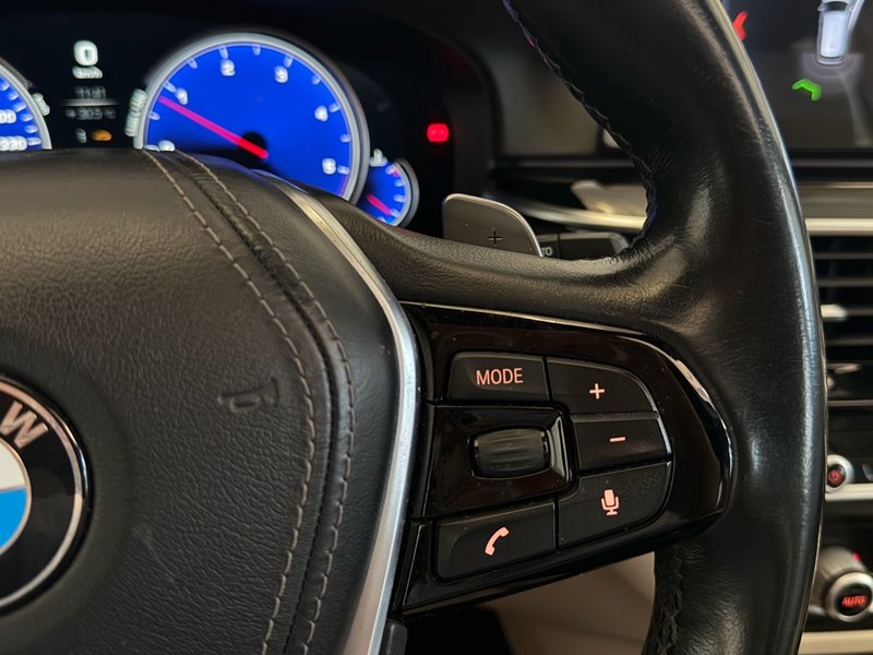 BMW Serie 5 2018, foto 19