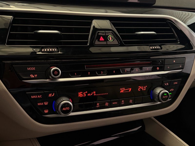 BMW Serie 5 2018, foto 22
