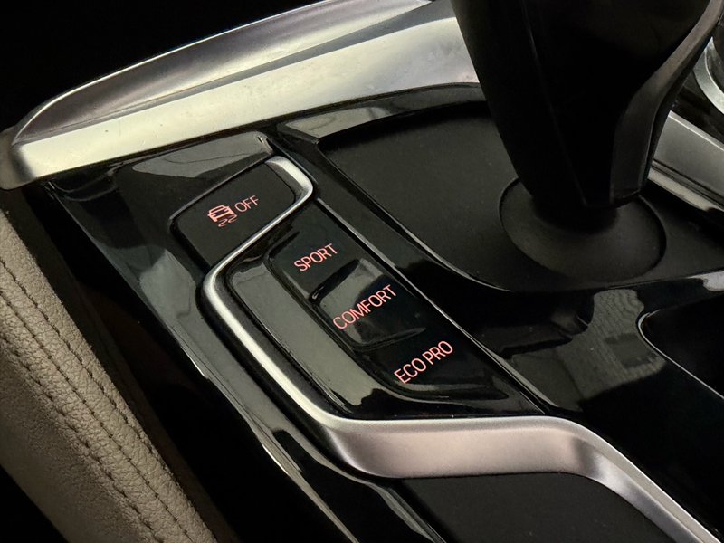 BMW Serie 5 2018, foto 26