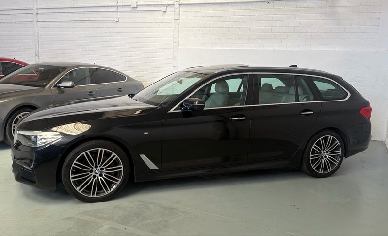 BMW Serie 5 2018, foto 32