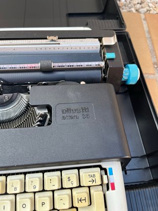 Máquina de escribir Olivetti Lettera 36 Eléctrica