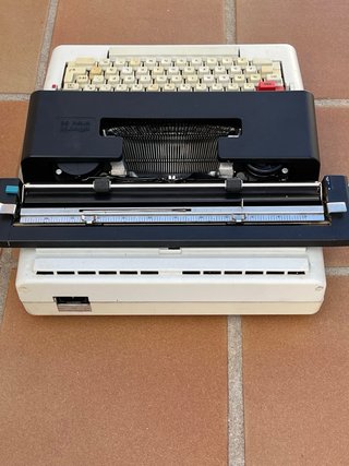 Máquina de escribir Olivetti Lettera 36 Eléctrica