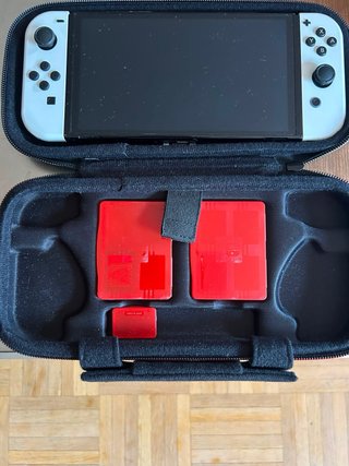Nintendo Switch OLED Bianca