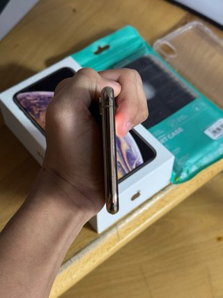 iPhone XS Max Rosso