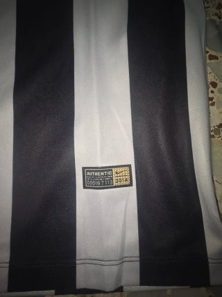 Camiseta Juventus Negra y Blanca