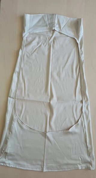 Top Halter Satén Beige nuevo