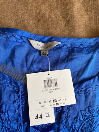 Blusa corta bordada Tex Woman talla 44