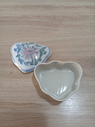 Cajita corazón cerámica flores