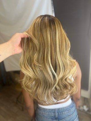 Peluquero especialista en colorimetria