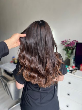 🇧🇷Peluquero brasileño especialista en colorimetría.