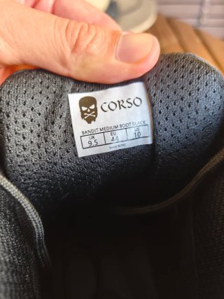 Botas CORSO Talla 43 Negras