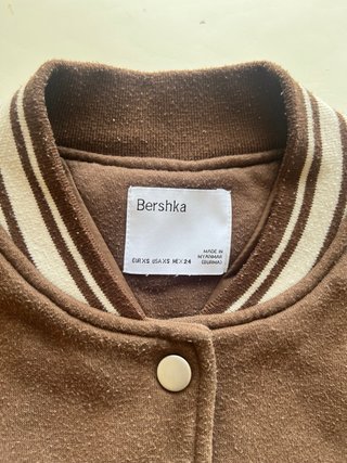 Sudadera Bershka Marrón y Beige