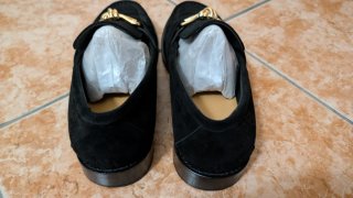 Mocassini Bottega Veneta neri con fibbia oro
