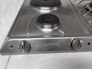 Placa de cocina Smeg 3 fuegos