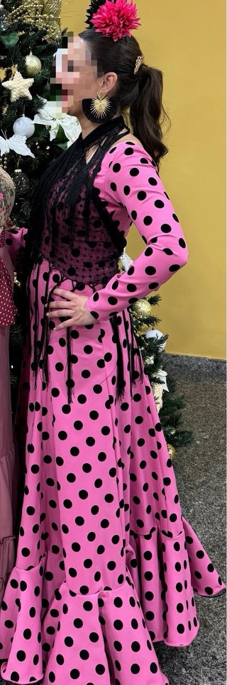 Traje flamenca tipo bata rociera, dos puestas