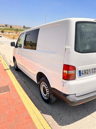 Volkswagen Transporter T5 2004