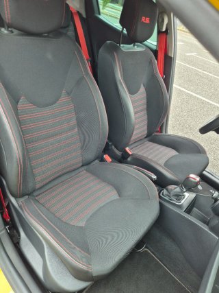Renault Clio R.S Trophy