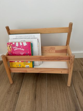 Libreria de madera infantil