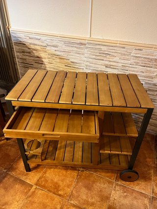 Mesa auxiliar de jardín madera y metal