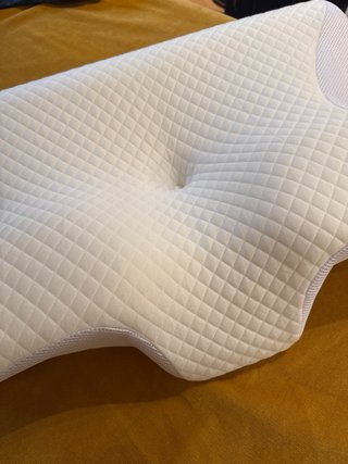 Almohada Antironquidos Blanca y Naranja