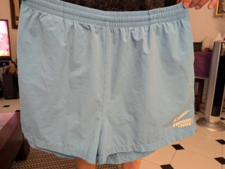 Pantalón corto Nike Swoosh celeste