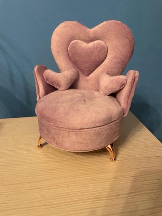 Poltrona porta gioie a forma di cuore