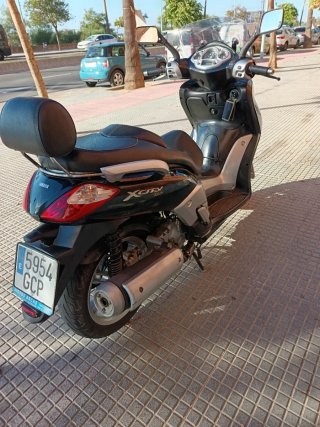 Yamaha Xcity 125 Maxi Scooter Negra/Plata