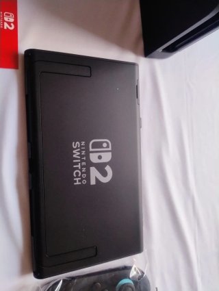 Nintendo Switch 2 + Mario Kart World