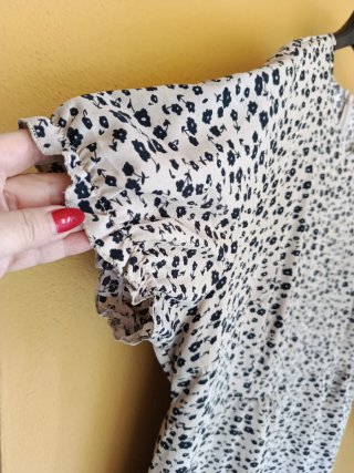 Vestido largo Shein flores beige y negro Talla XL