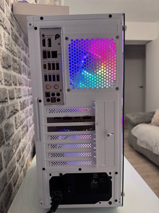 PC Gaming Ryzen 5 9600X RTX 4060 32GB DDR5
