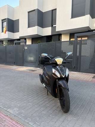 Kymco Miler 125cc Marrón