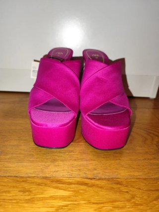 Sandalias Zara Tacón Plataforma Fucsia Talla 38