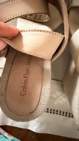Cuñas de esparto beige