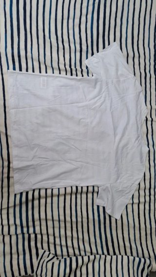 zara - camiseta nueva (con etiqueta)