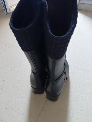 Botas altas piel Paula Urban Negras