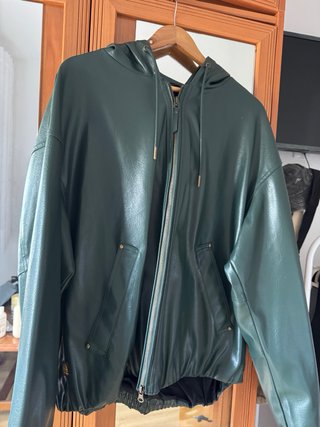 Chaqueta Zara Verde