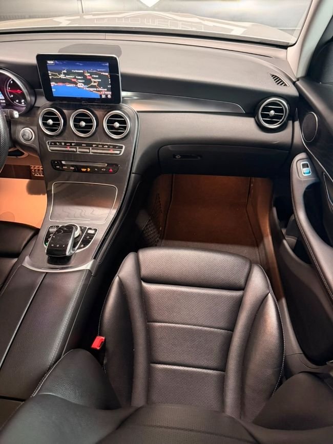 Mercedes-Benz GLC 2016, foto 8