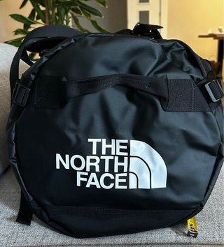 The North Face Base Camp Duffel Negra