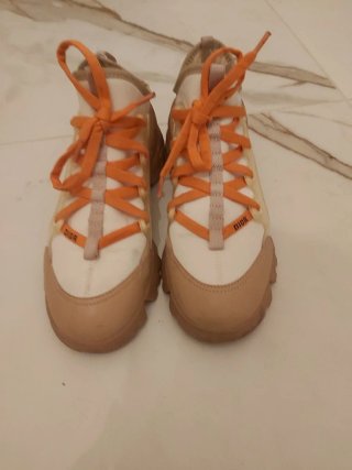 Sneakers donna beige e arancioni