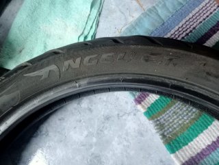 Neumático Pirelli