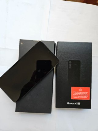 Samsung Galaxy S23 128GB como nuevo funciona bien