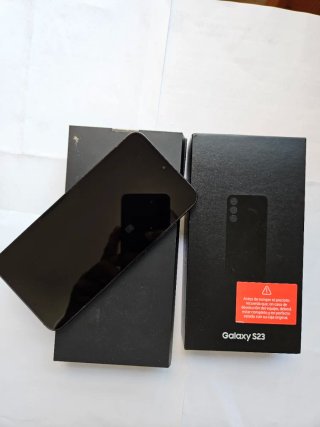 Samsung Galaxy S23 128GB como nuevo funciona bien