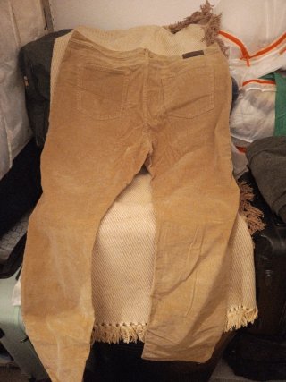 Pantalón pana Emidio Tucci beige talla 50 _ 15€