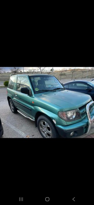 Mitsubishi Montero 2000
